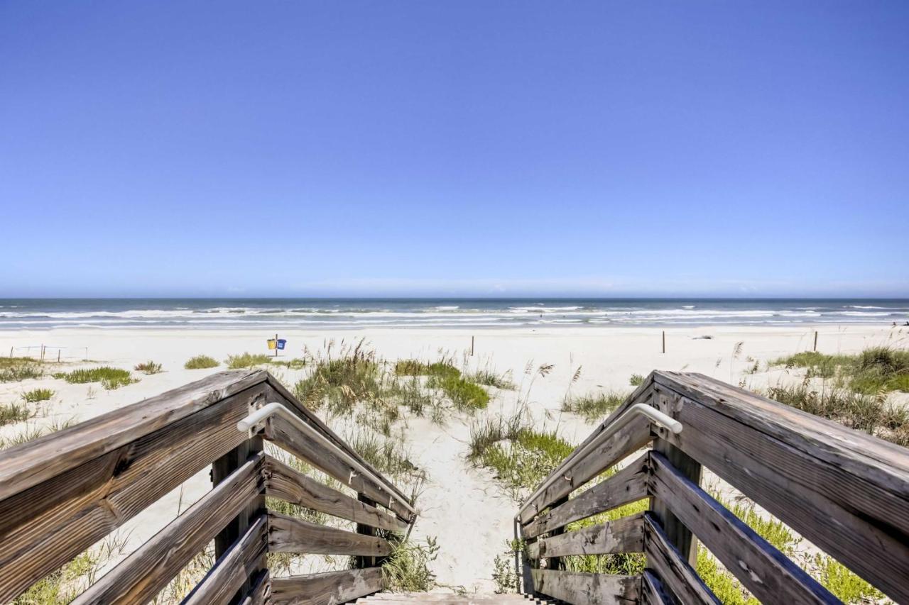 New Smyrna Beach Abode With Fire Pit, Walk To Beach! Exterior photo